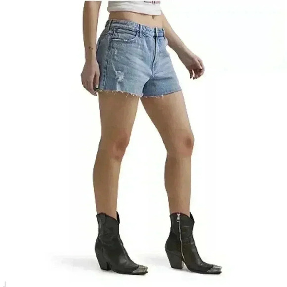Wrangler Denim Jean Shorts 12 31 High Rise Vintage 3” Light Wash Mom Cut Off NWT - Picture 8 of 8